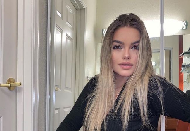 Alejandra Mercedes- Wiki, Age, Height, Boyfriend, Net Worth (Updated on  September 2023)