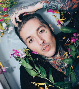 Oliver Sykes, Wiki